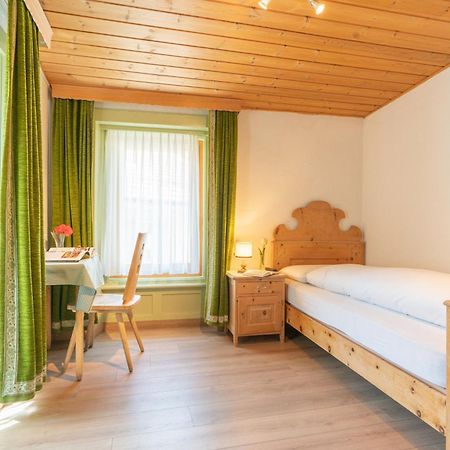 Hotel Alpina Zernez Eksteriør bilde